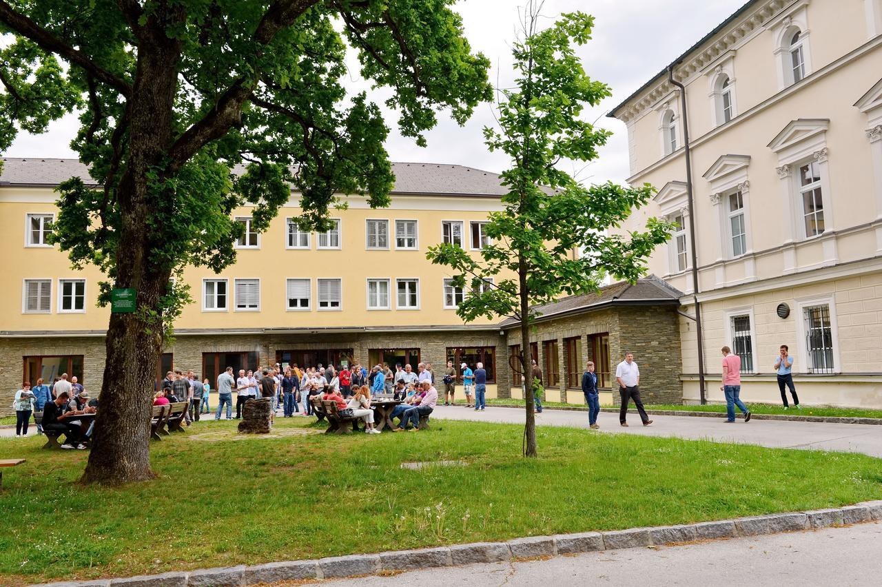 فندق كلاغنفورتفي  Bildungshaus Schloss Krastowitz المظهر الخارجي الصورة