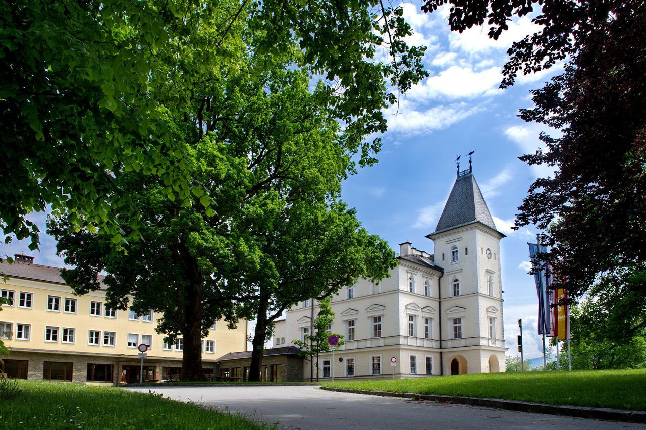 فندق كلاغنفورتفي  Bildungshaus Schloss Krastowitz المظهر الخارجي الصورة